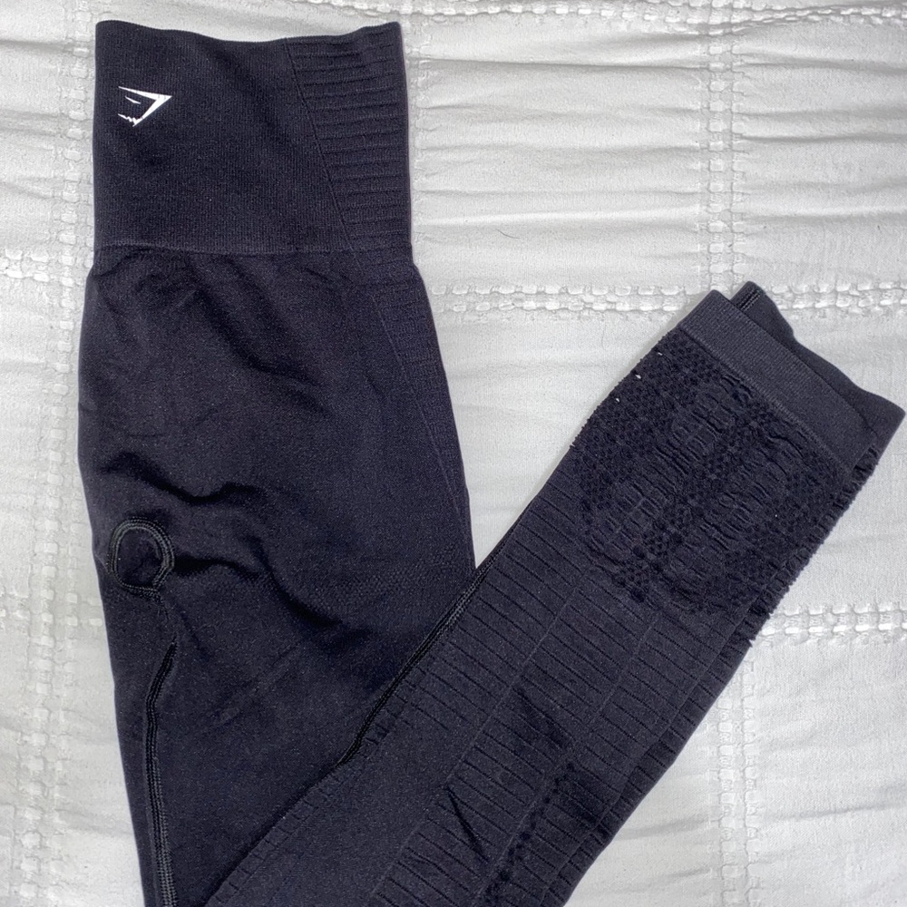 Black Gymshark leggings